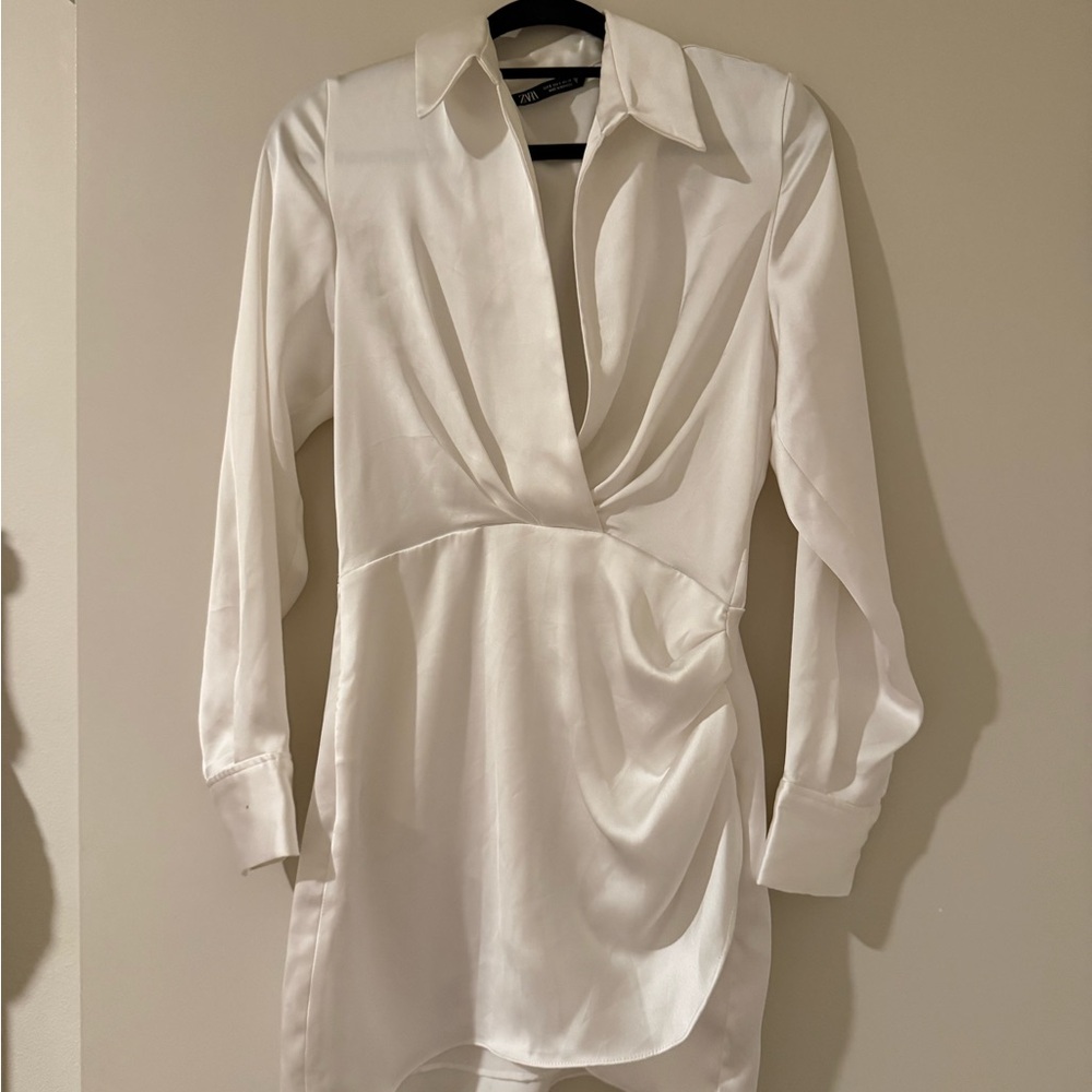 Zara White Long-Sleeve Wrap Mini Dress